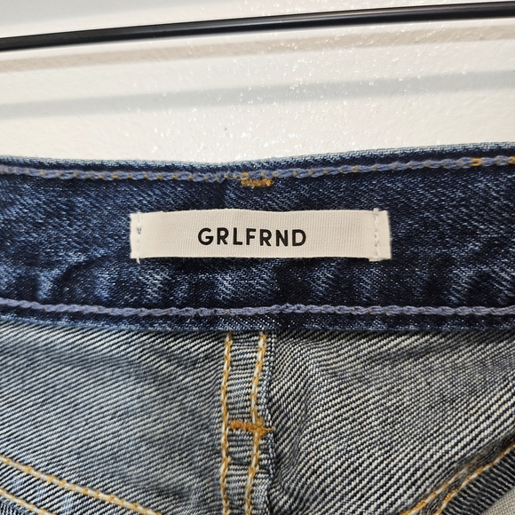 GRLFRND  TATUM Dark Blue Cropped Jeans Size 27. - Picture 12 of 15